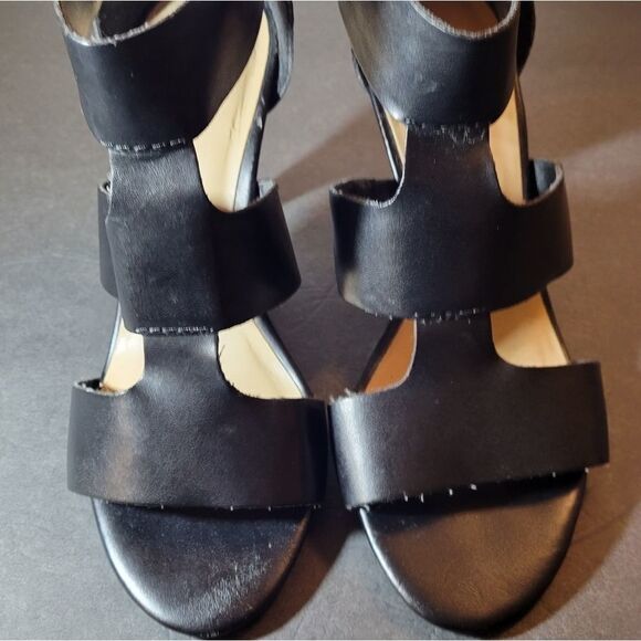 WOMEN"S BLACK OPEN TOE WITH BACK ZIPPER SANDAL - Picture 4 of 15